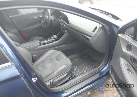 2021 Hyundai Sonata N Line z USA, uszkodzony, nr VIN 5NPEK4JC9MH105726